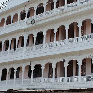 choudhary-guest-house.udaipurhotels.org/